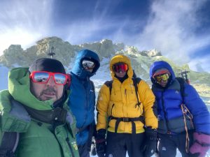 گزارش اجرای برنامۀ صعود زمستانی قله دماوند از یال ملار ۱۹ تا ۲۲ بهمن ۱۴۰۲